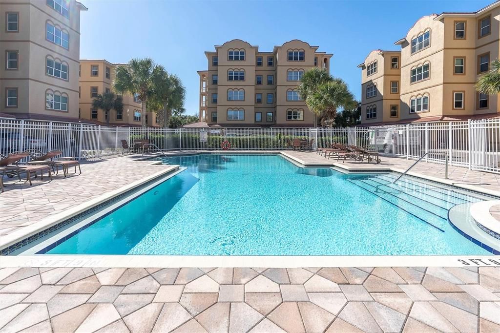 出租: $2,600 (2 贝兹, 2 浴室, 1588 平方英尺)