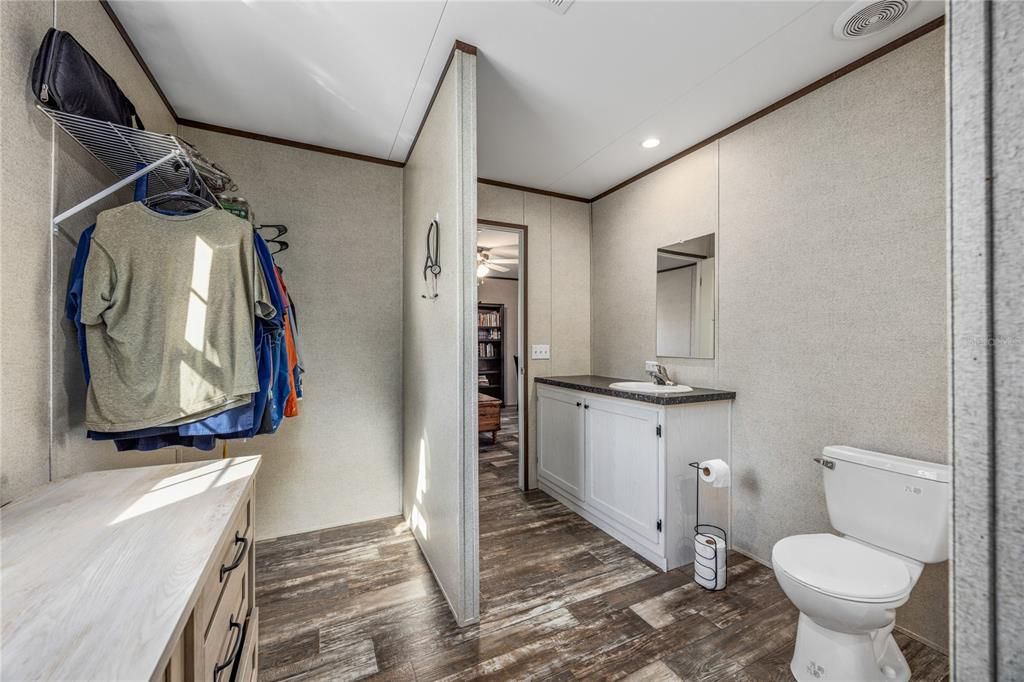 Activo con contrato: $263,900 (3 camas, 2 baños, 1512 Pies cuadrados)