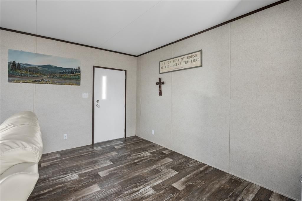 Activo con contrato: $263,900 (3 camas, 2 baños, 1512 Pies cuadrados)