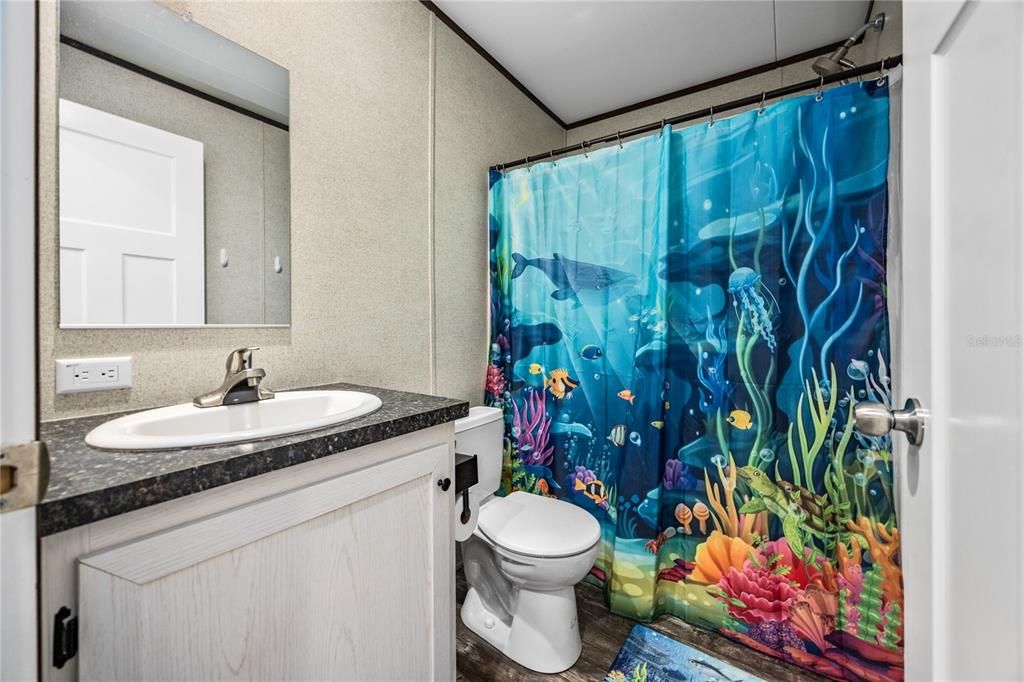 Activo con contrato: $263,900 (3 camas, 2 baños, 1512 Pies cuadrados)