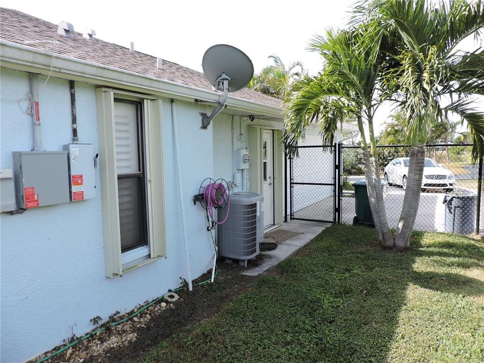 For Sale: $629,500 (3 beds, 2 baths, 1930 Square Feet)