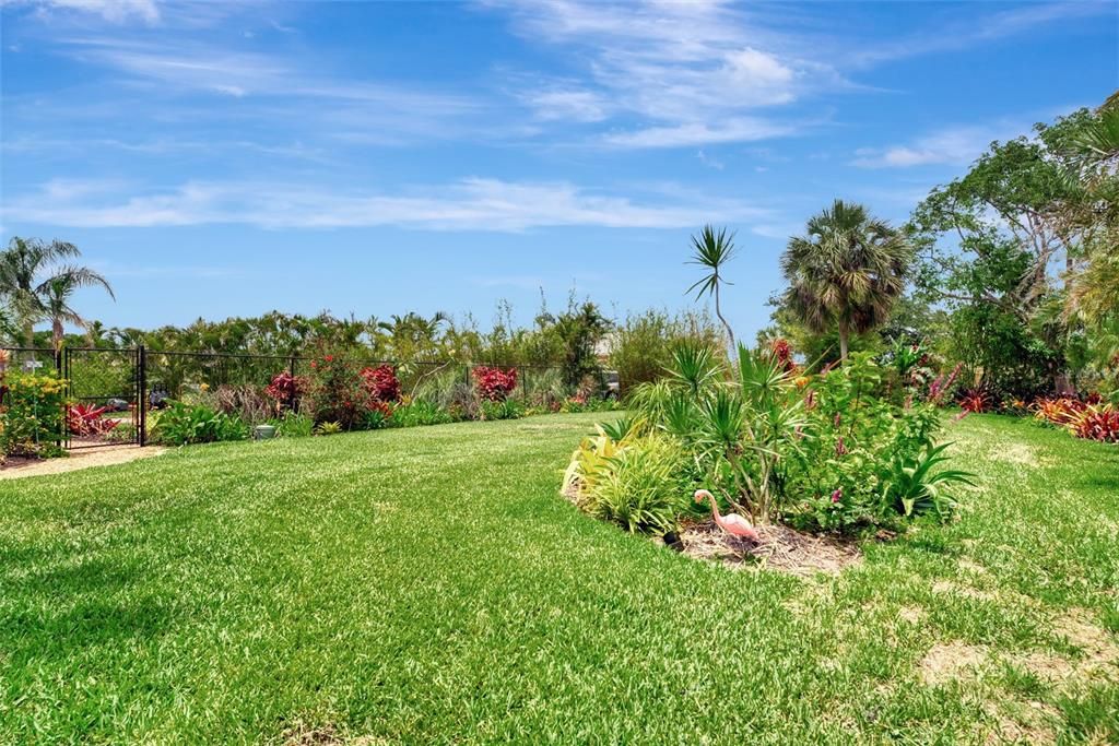 For Sale: $629,500 (3 beds, 2 baths, 1930 Square Feet)