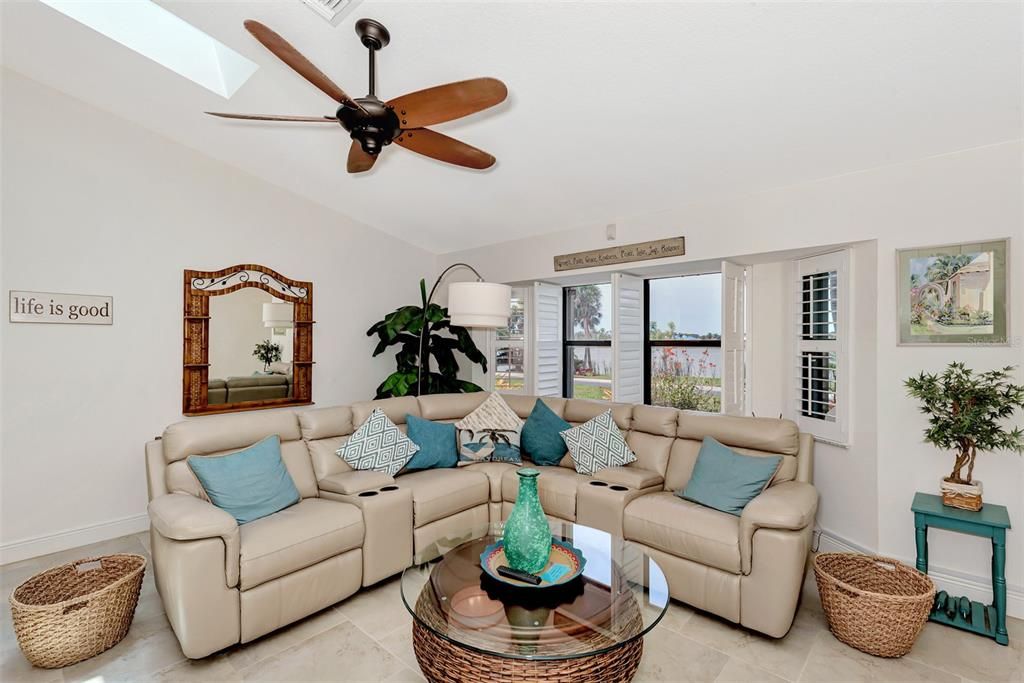 For Sale: $629,500 (3 beds, 2 baths, 1930 Square Feet)