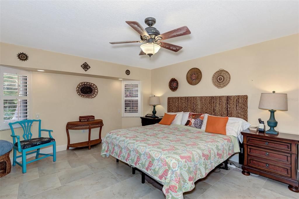 For Sale: $629,500 (3 beds, 2 baths, 1930 Square Feet)
