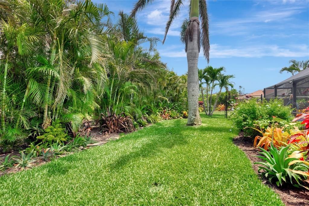 For Sale: $629,500 (3 beds, 2 baths, 1930 Square Feet)