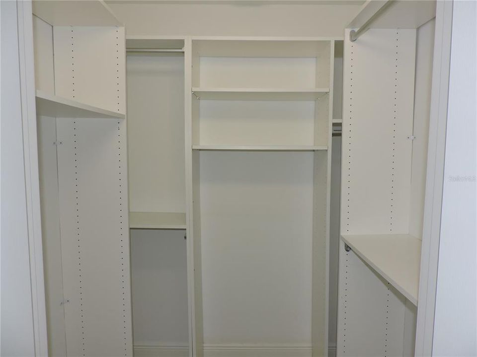 For Sale: $629,500 (3 beds, 2 baths, 1930 Square Feet)