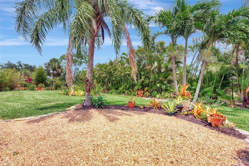 For Sale: $629,500 (3 beds, 2 baths, 1930 Square Feet)