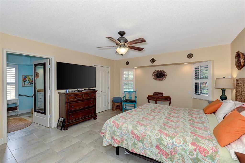 For Sale: $629,500 (3 beds, 2 baths, 1930 Square Feet)