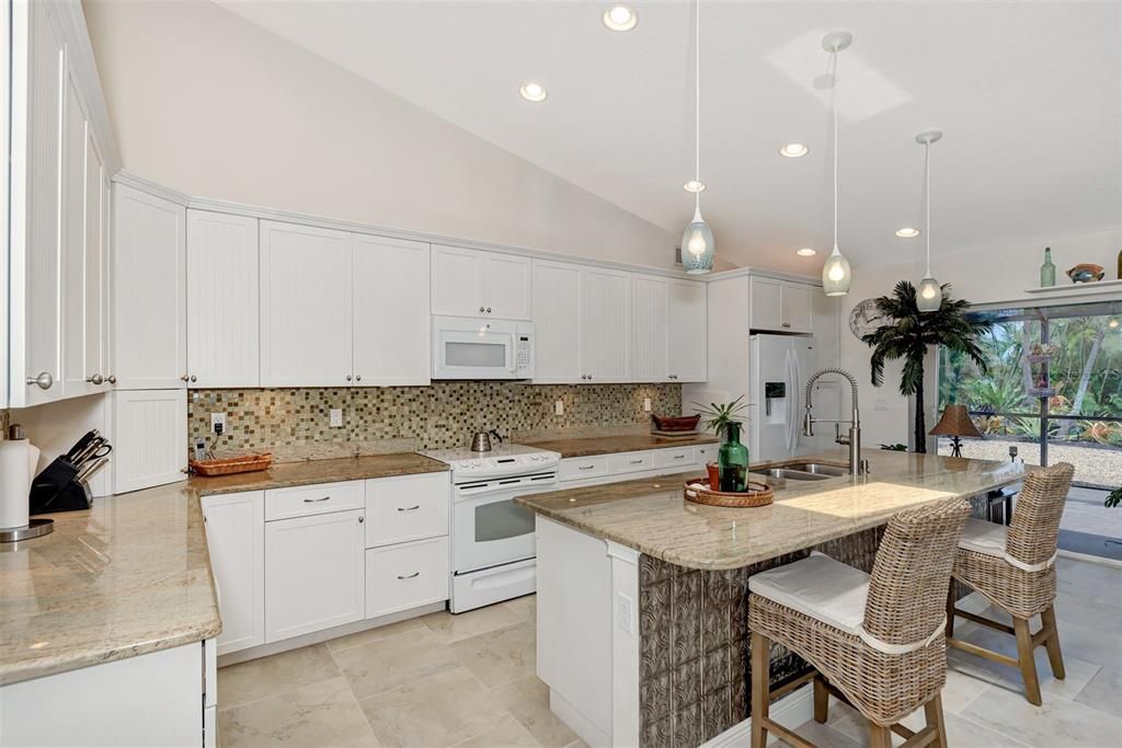 For Sale: $629,500 (3 beds, 2 baths, 1930 Square Feet)