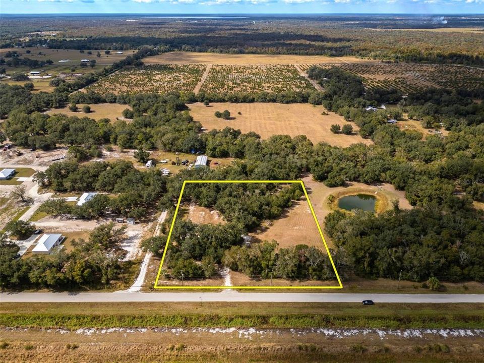 待售: $174,900 (2.46 acres)