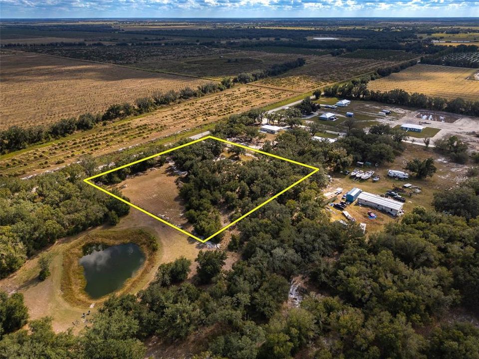 待售: $174,900 (2.46 acres)