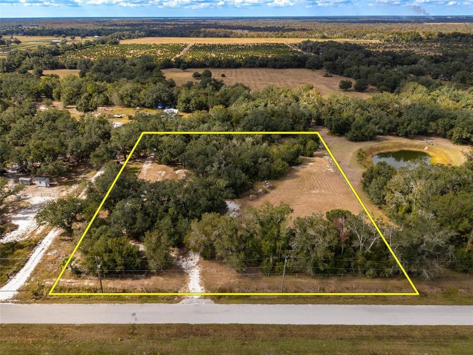 待售: $174,900 (2.46 acres)