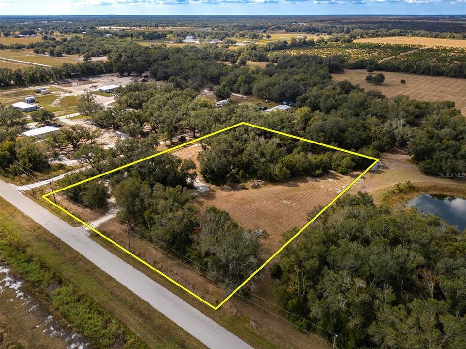 待售: $174,900 (2.46 acres)