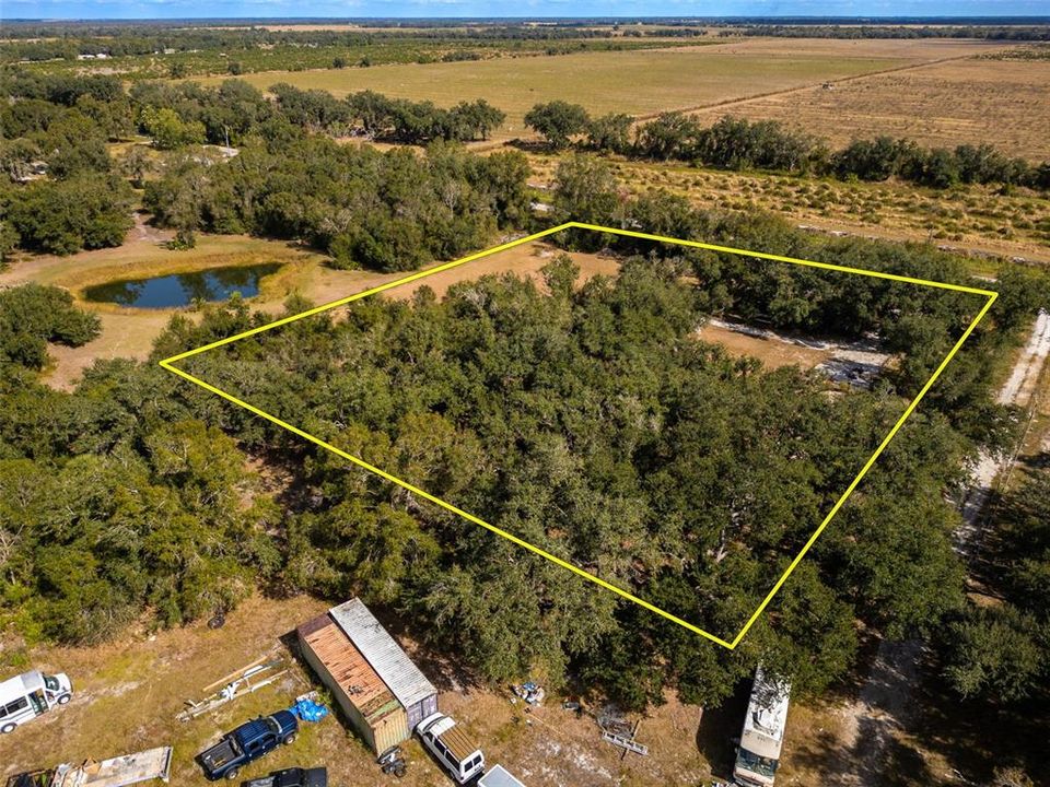 待售: $174,900 (2.46 acres)