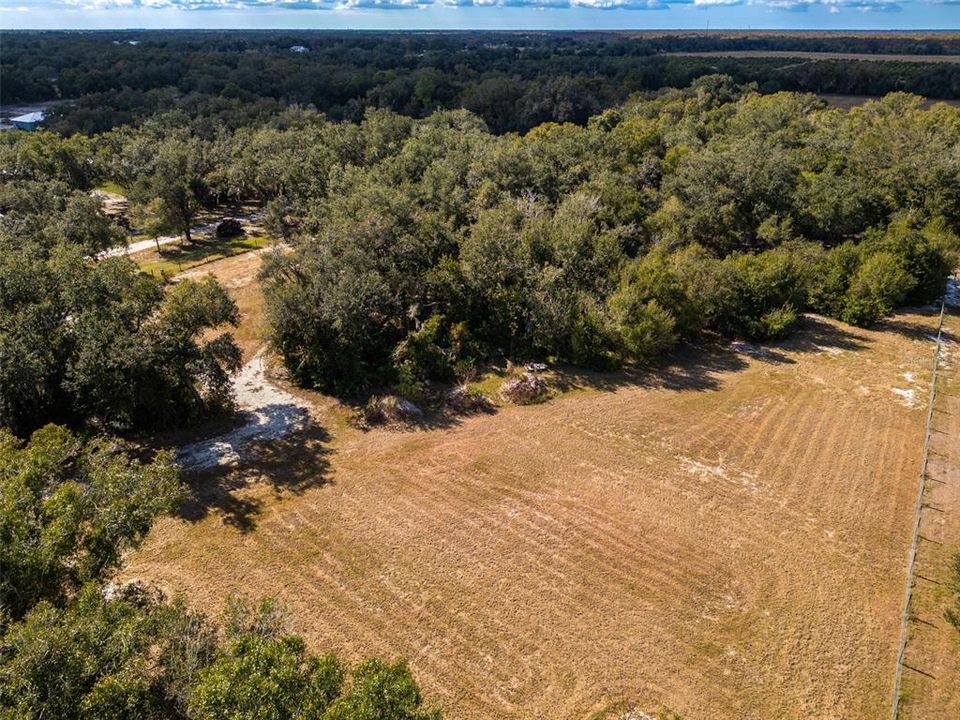 待售: $174,900 (2.46 acres)