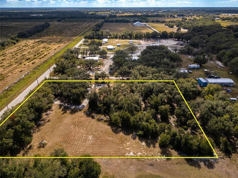 待售: $174,900 (2.46 acres)