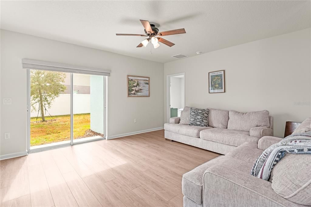 待售: $338,000 (3 贝兹, 2 浴室, 1500 平方英尺)