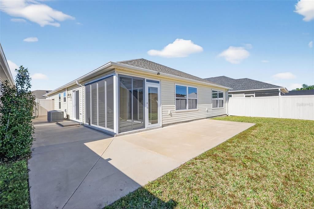 For Sale: $425,000 (3 beds, 2 baths, 1647 Square Feet)