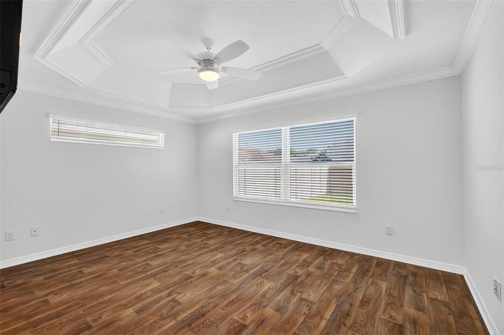 For Sale: $425,000 (3 beds, 2 baths, 1647 Square Feet)