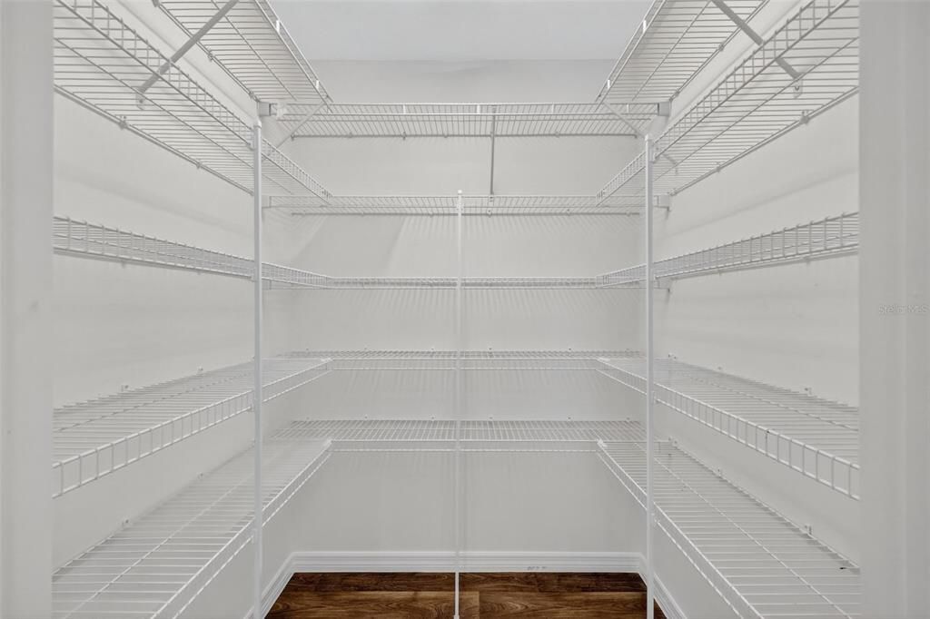 For Sale: $425,000 (3 beds, 2 baths, 1647 Square Feet)