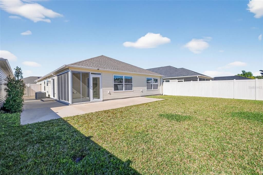 For Sale: $425,000 (3 beds, 2 baths, 1647 Square Feet)