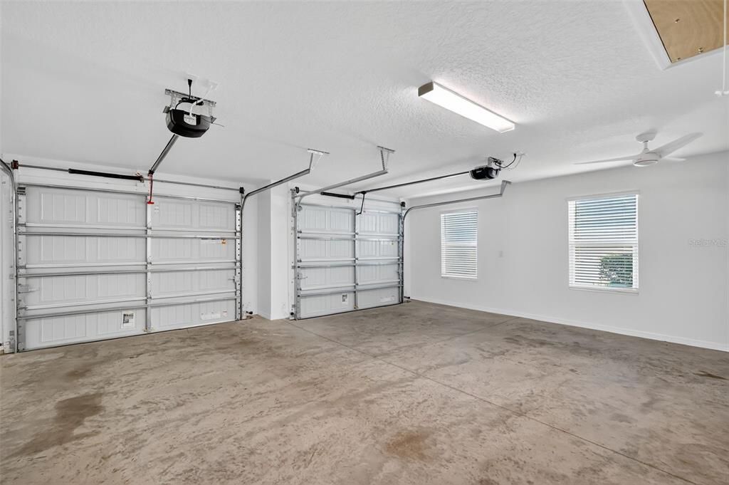 For Sale: $425,000 (3 beds, 2 baths, 1647 Square Feet)