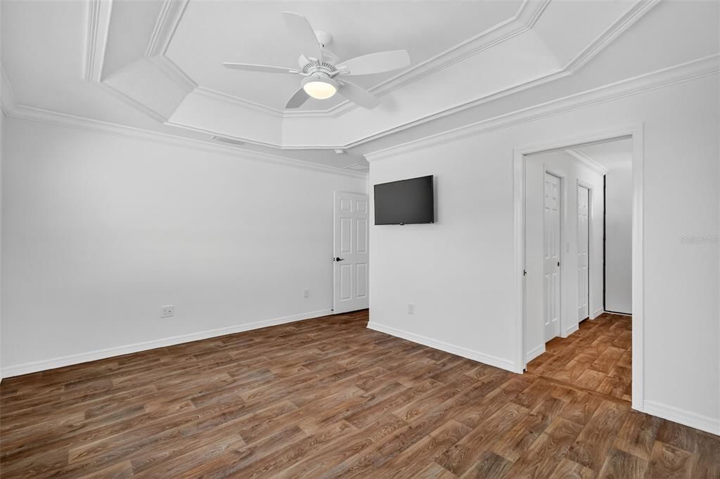 For Sale: $425,000 (3 beds, 2 baths, 1647 Square Feet)