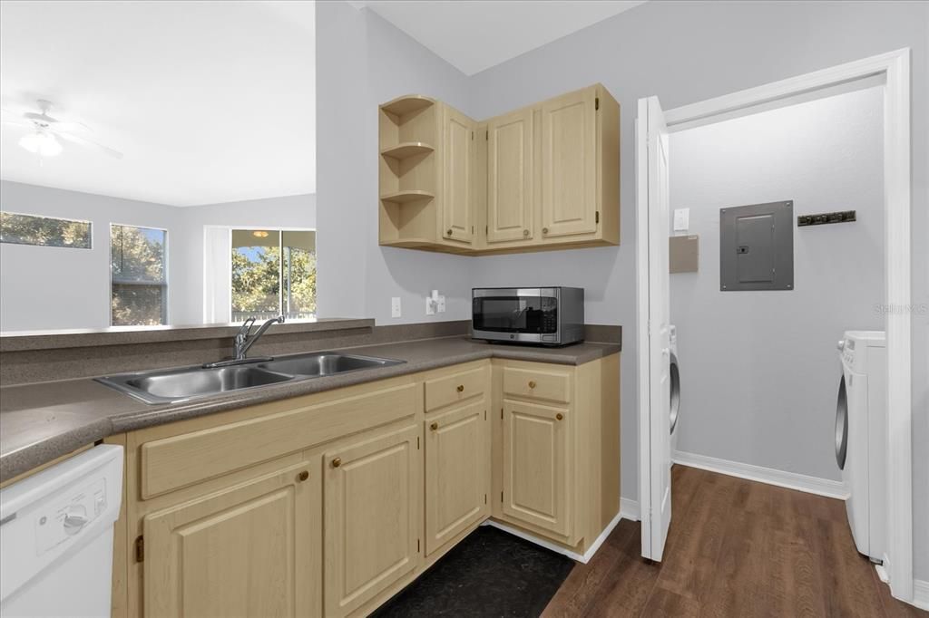 For Rent: $1,870 (2 beds, 2 baths, 1064 Square Feet)