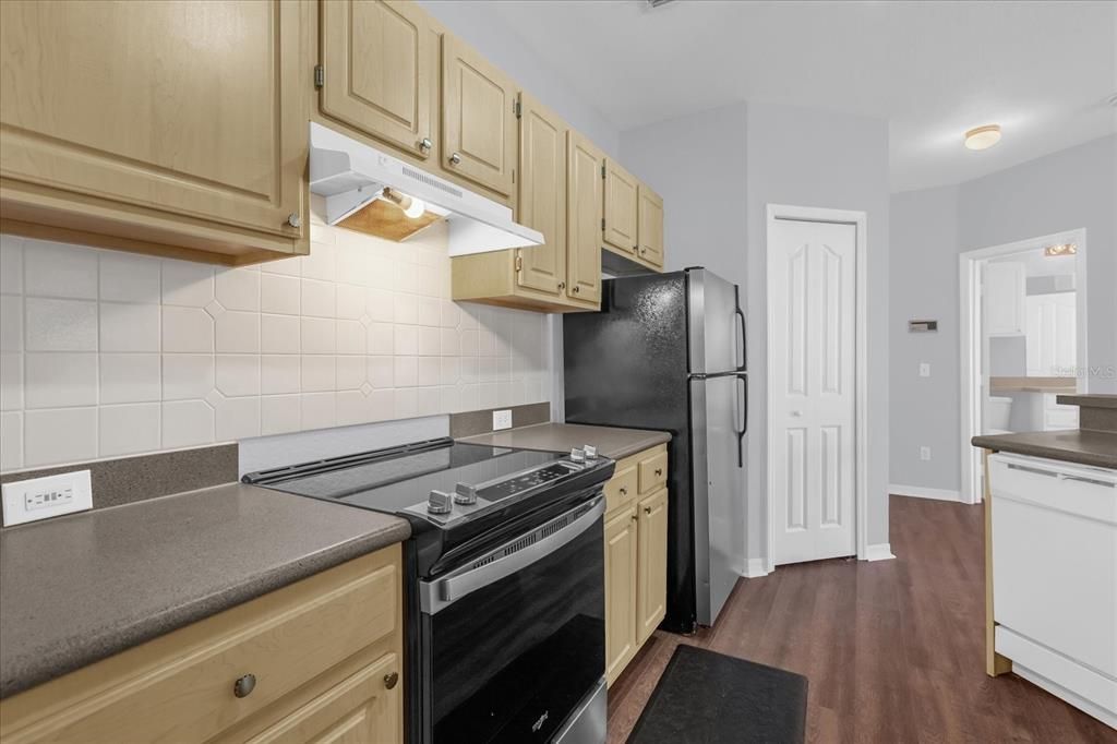 For Rent: $1,870 (2 beds, 2 baths, 1064 Square Feet)