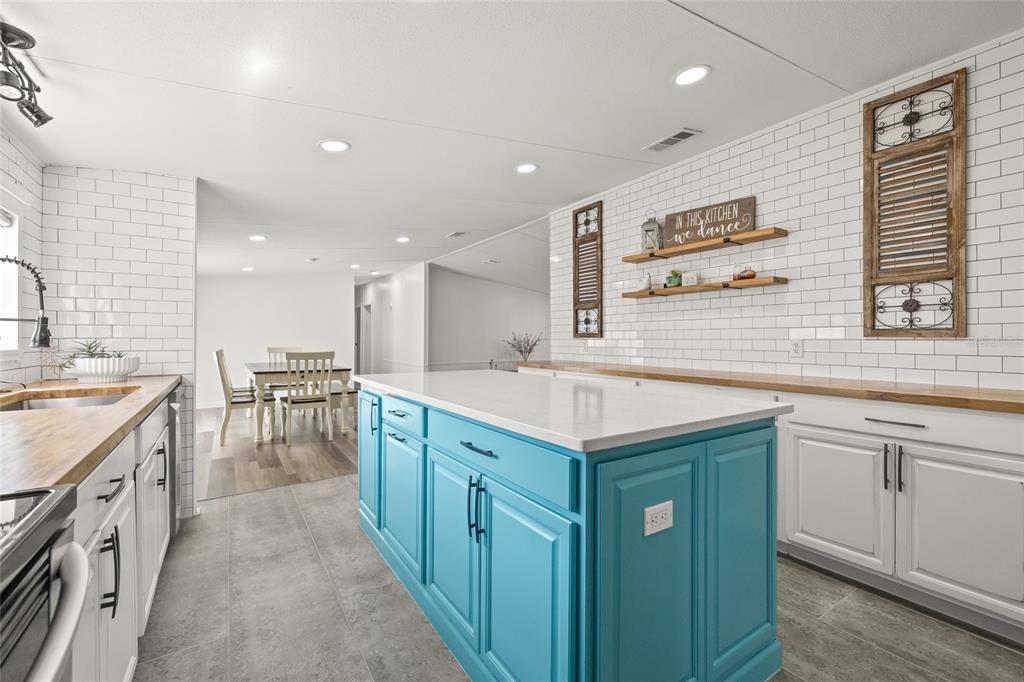 For Sale: $380,000 (4 beds, 2 baths, 2128 Square Feet)