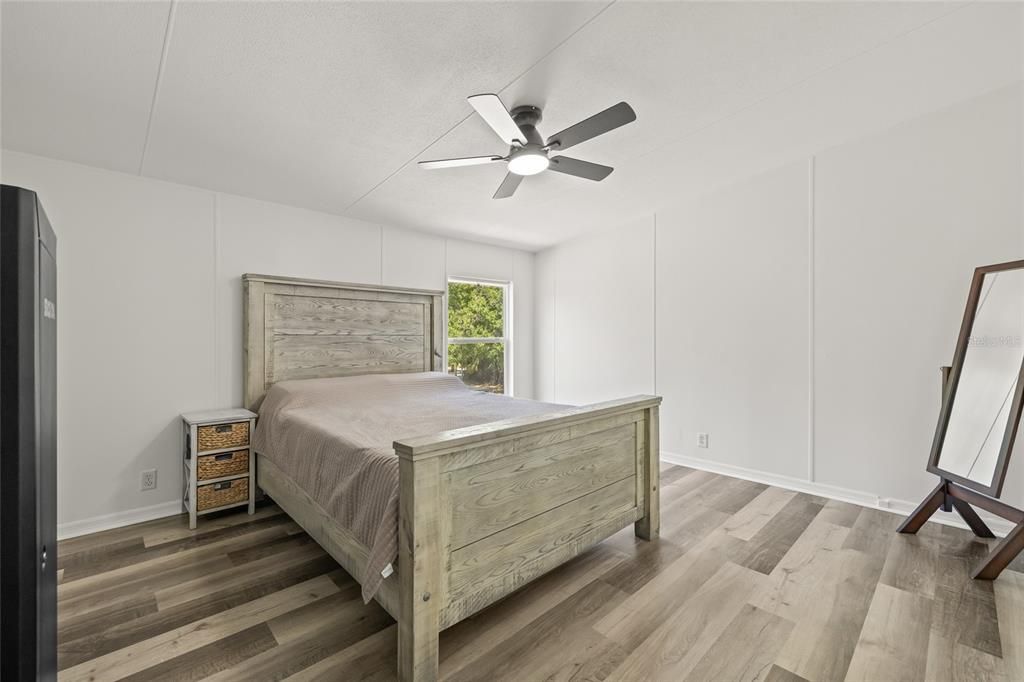 For Sale: $380,000 (4 beds, 2 baths, 2128 Square Feet)