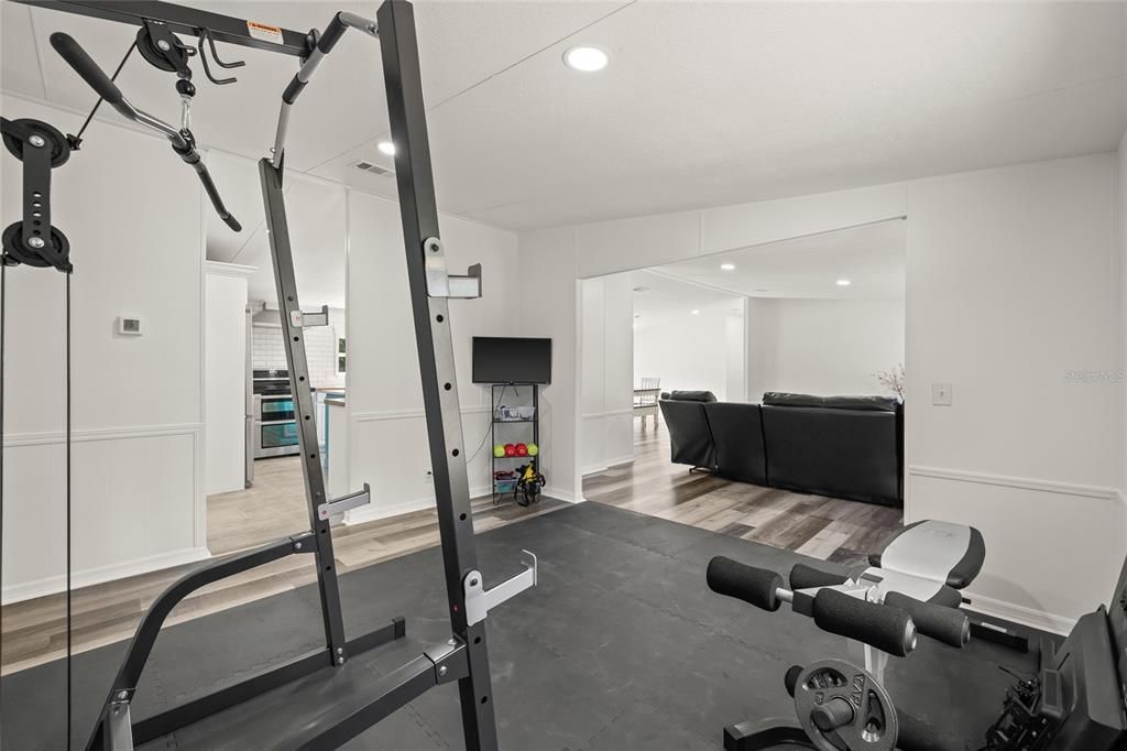 For Sale: $380,000 (4 beds, 2 baths, 2128 Square Feet)