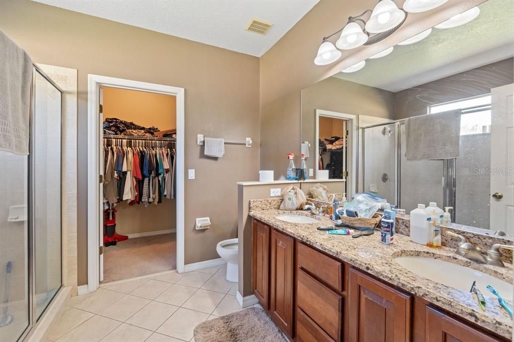 Active With Contract: $317,900 (3 beds, 2 baths, 1754 Square Feet)