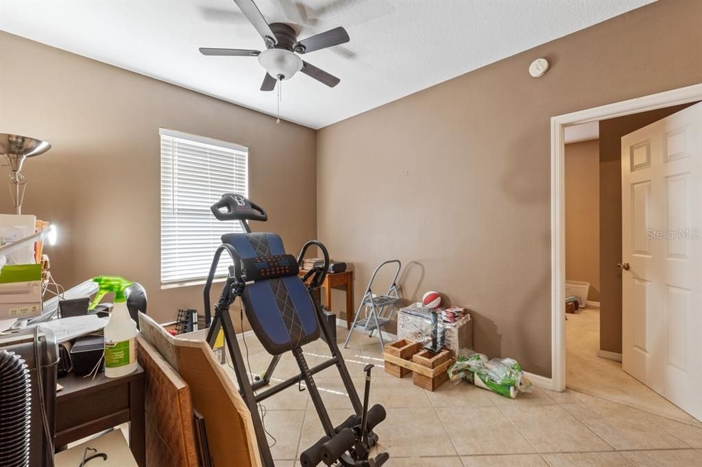 Active With Contract: $317,900 (3 beds, 2 baths, 1754 Square Feet)