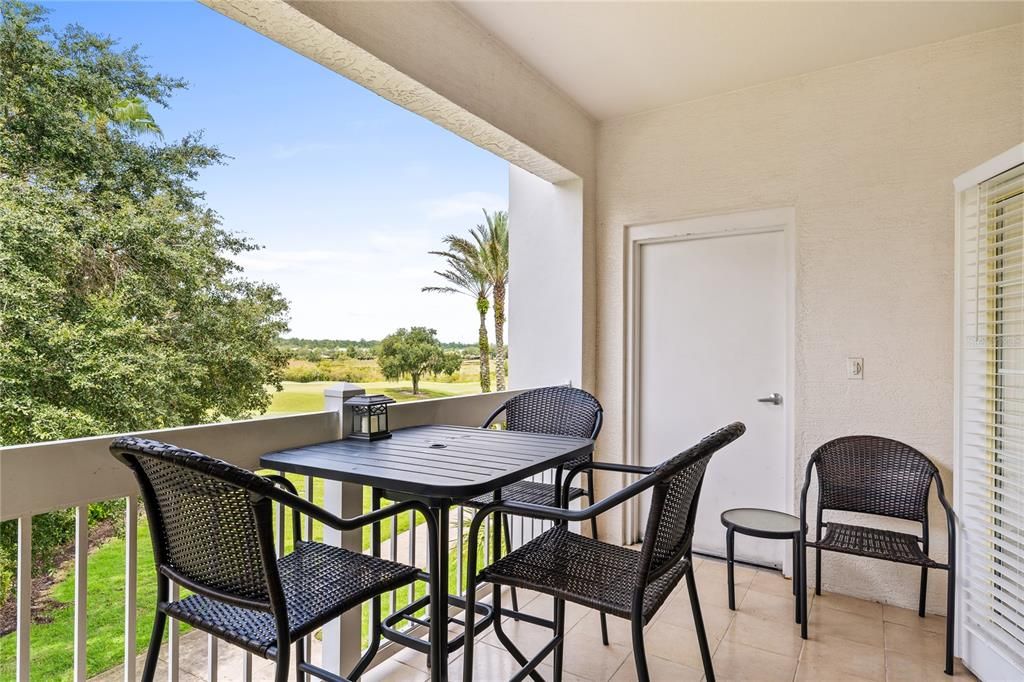 Active With Contract: $1,700 (3 beds, 2 baths, 1344 Square Feet)