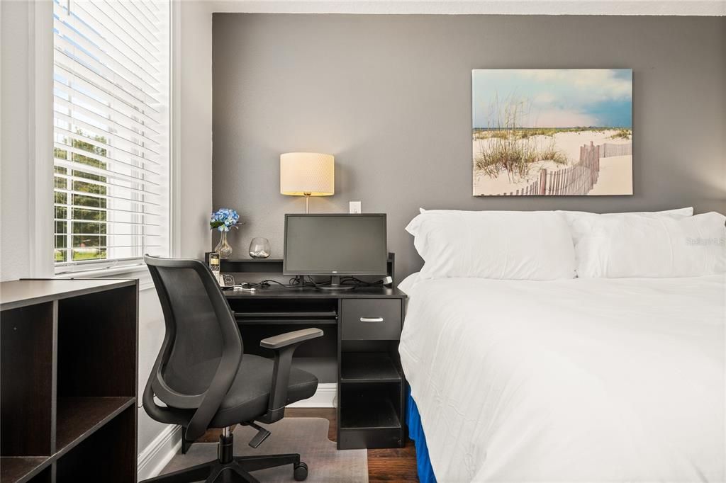 Active With Contract: $1,700 (3 beds, 2 baths, 1344 Square Feet)