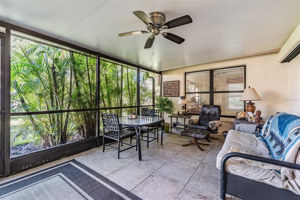 На продажу: $385,000 (3 спален, 2 ванн, 1670 Квадратных фут)