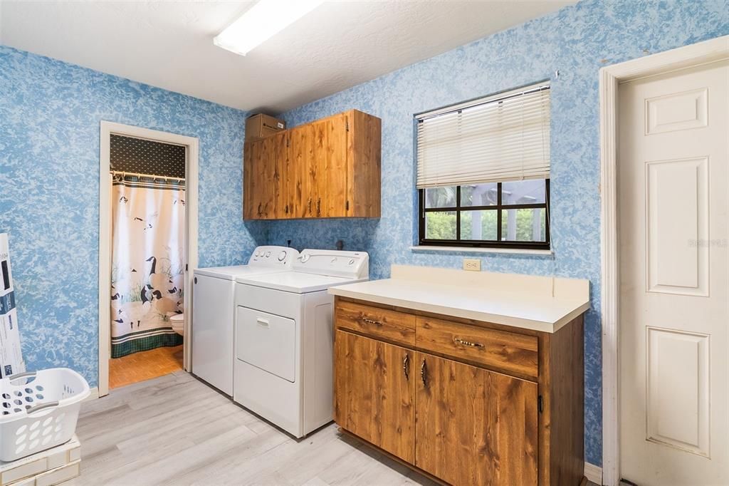 На продажу: $449,900 (0 спален, 0 ванн, 1875 Квадратных фут)