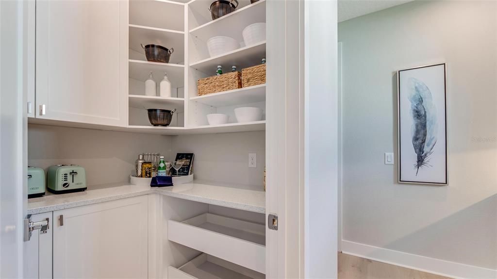 For Sale: $586,990 (3 beds, 3 baths, 2776 Square Feet)