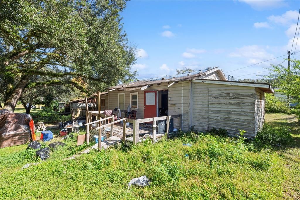 合同活跃: $220,000 (3 贝兹, 2 浴室, 1344 平方英尺)