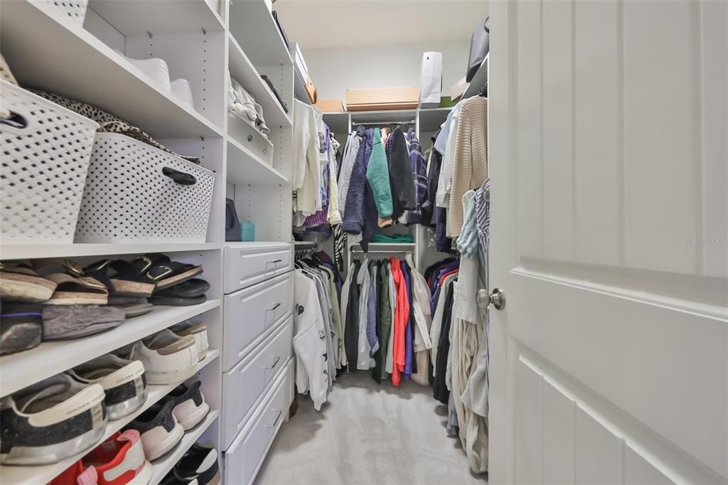 En Venta: $689,000 (4 camas, 3 baños, 2778 Pies cuadrados)