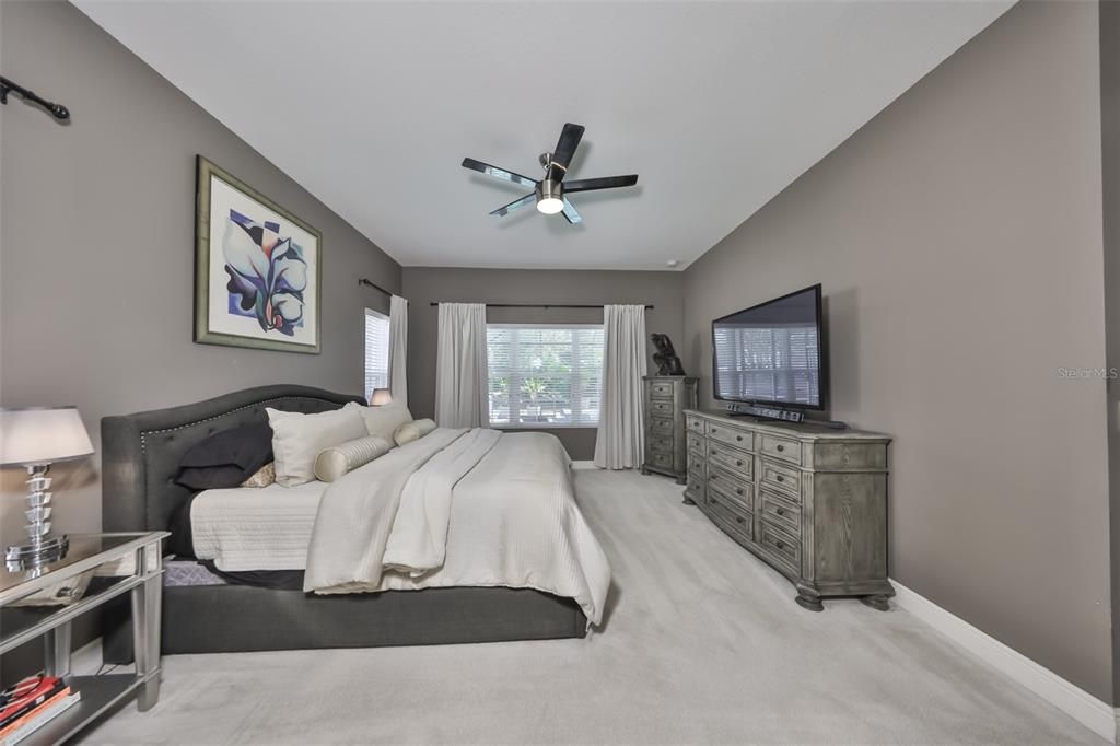 En Venta: $689,000 (4 camas, 3 baños, 2778 Pies cuadrados)