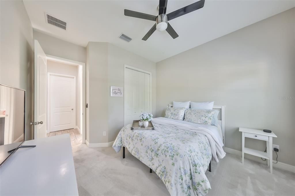 En Venta: $689,000 (4 camas, 3 baños, 2778 Pies cuadrados)