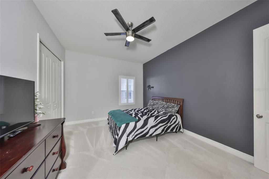 En Venta: $689,000 (4 camas, 3 baños, 2778 Pies cuadrados)