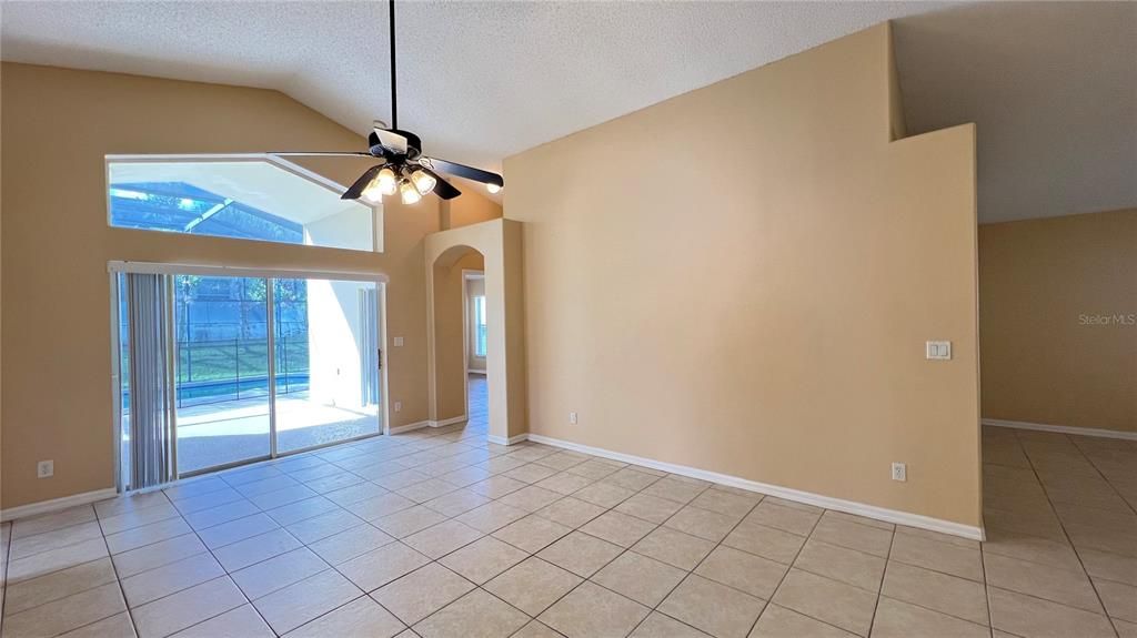 Active With Contract: $2,200 (4 beds, 3 baths, 1842 Square Feet)