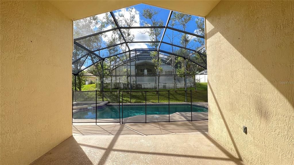 Active With Contract: $2,200 (4 beds, 3 baths, 1842 Square Feet)