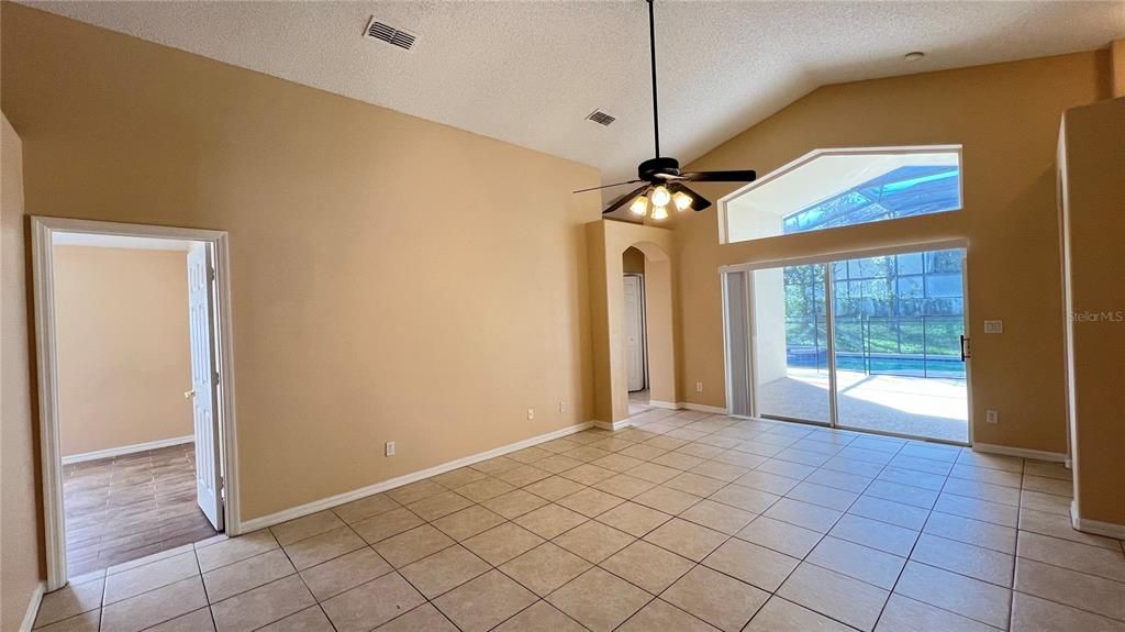 Active With Contract: $2,200 (4 beds, 3 baths, 1842 Square Feet)