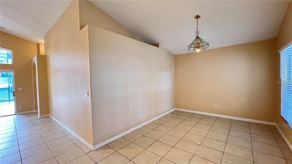 Active With Contract: $2,200 (4 beds, 3 baths, 1842 Square Feet)