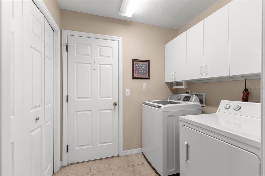 Activo con contrato: $284,900 (3 camas, 2 baños, 1475 Pies cuadrados)