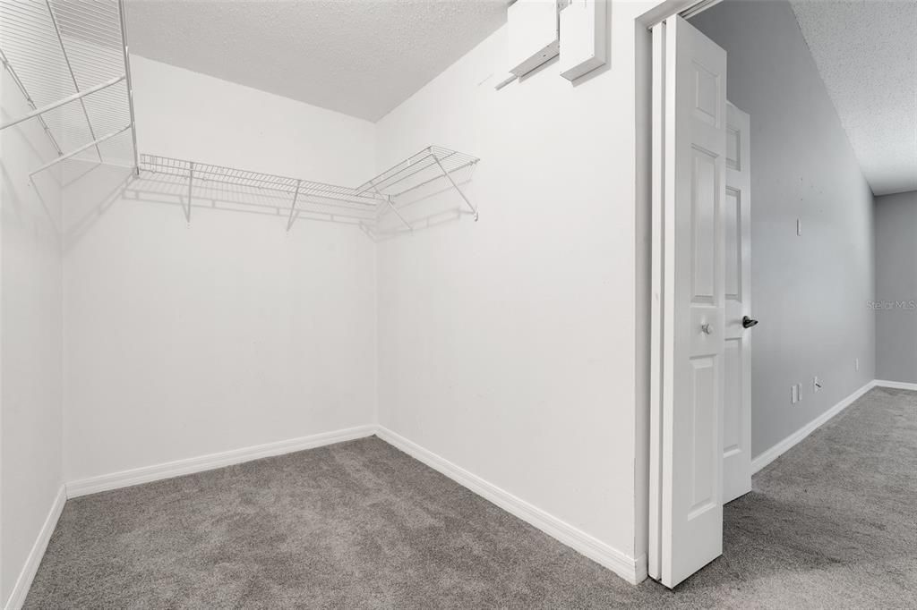 出租: $1,800 (3 贝兹, 2 浴室, 1558 平方英尺)